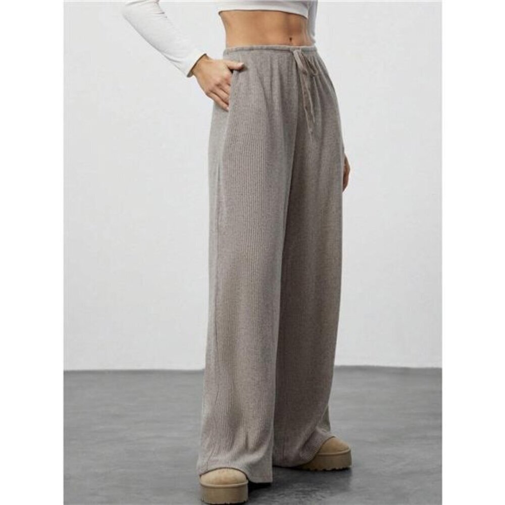 Relaxed Fit Wide Leg Pants - Picture 6 of 16